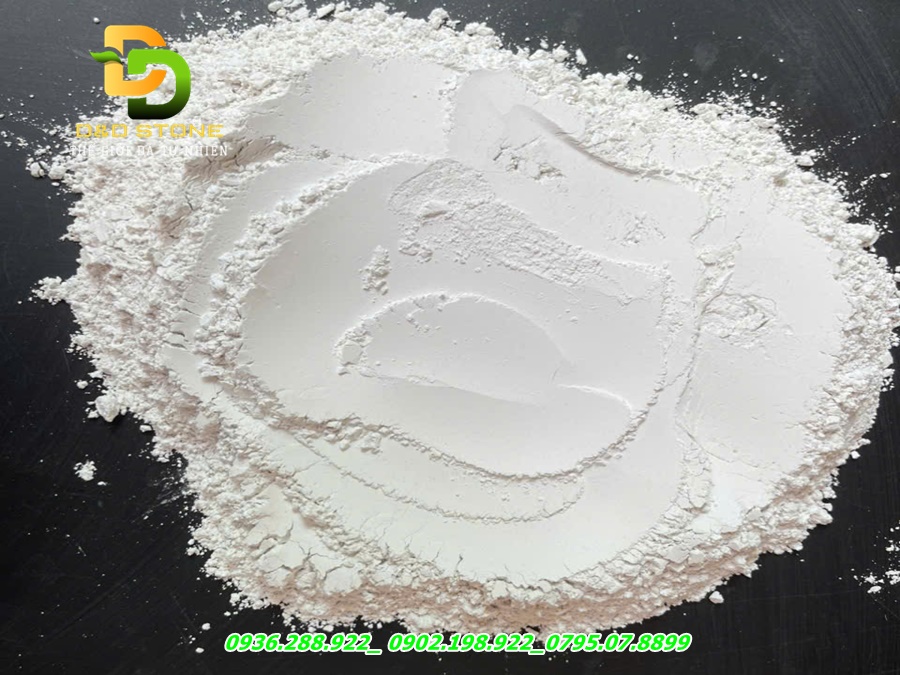 bot-da-trang-caco₃-dung-trong-my-pham