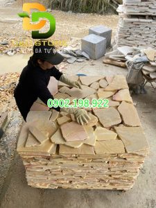 da-roi-tu-nhien-trong-thi-cong-san-vuon-tieu-canh-va-cong-trinh-canh-quan