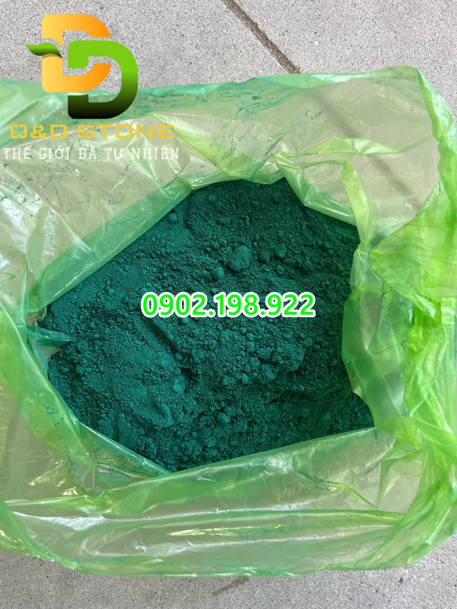 bot-mau-oxit-sat-xanh-la-tao-mau-ben-dep-cho-xay-dung-hien-dai