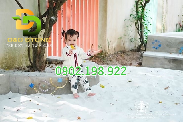 cach-ve-sinh-cat-trang-khu-vui-choi-tre-em-an-toan-va-hieu-qua